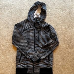 Burton mens small ski/snowboard hoodie